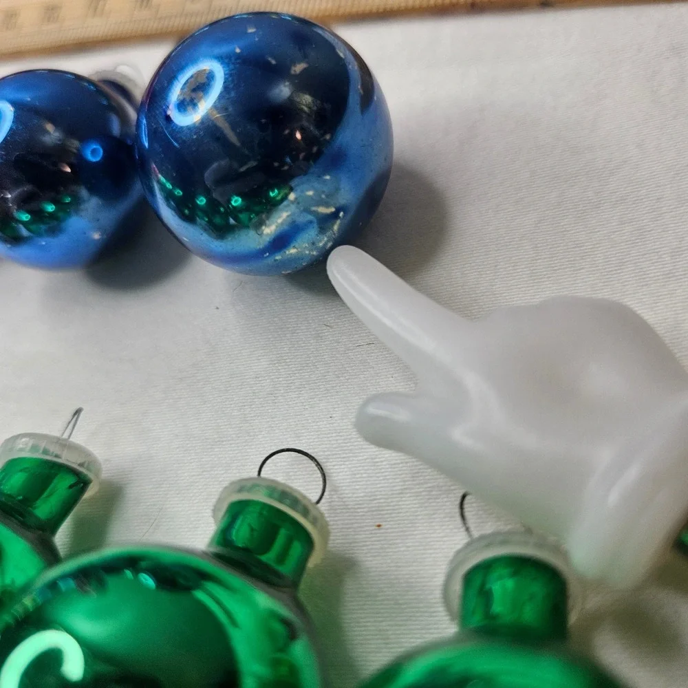 Vtg Miniature Christmas Ornaments‎ Lot 39pc Glass & Plastic Multi Color 0.5-1
